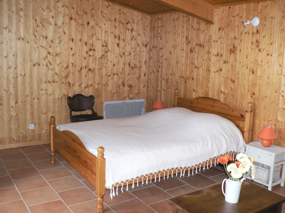Le Relais De Vazeille Bed and Breakfast Saint-Maurice-dʼIbie Værelse billede